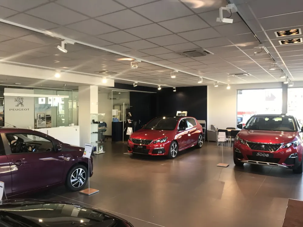 showroom.webp showroom.webp